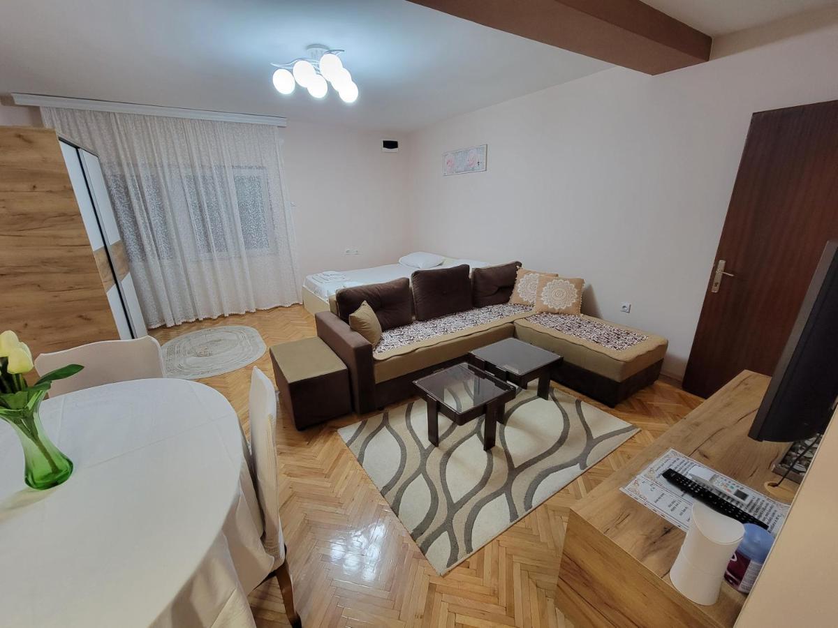 Stavrov Apartment เนโกทิโน ภายนอก รูปภาพ